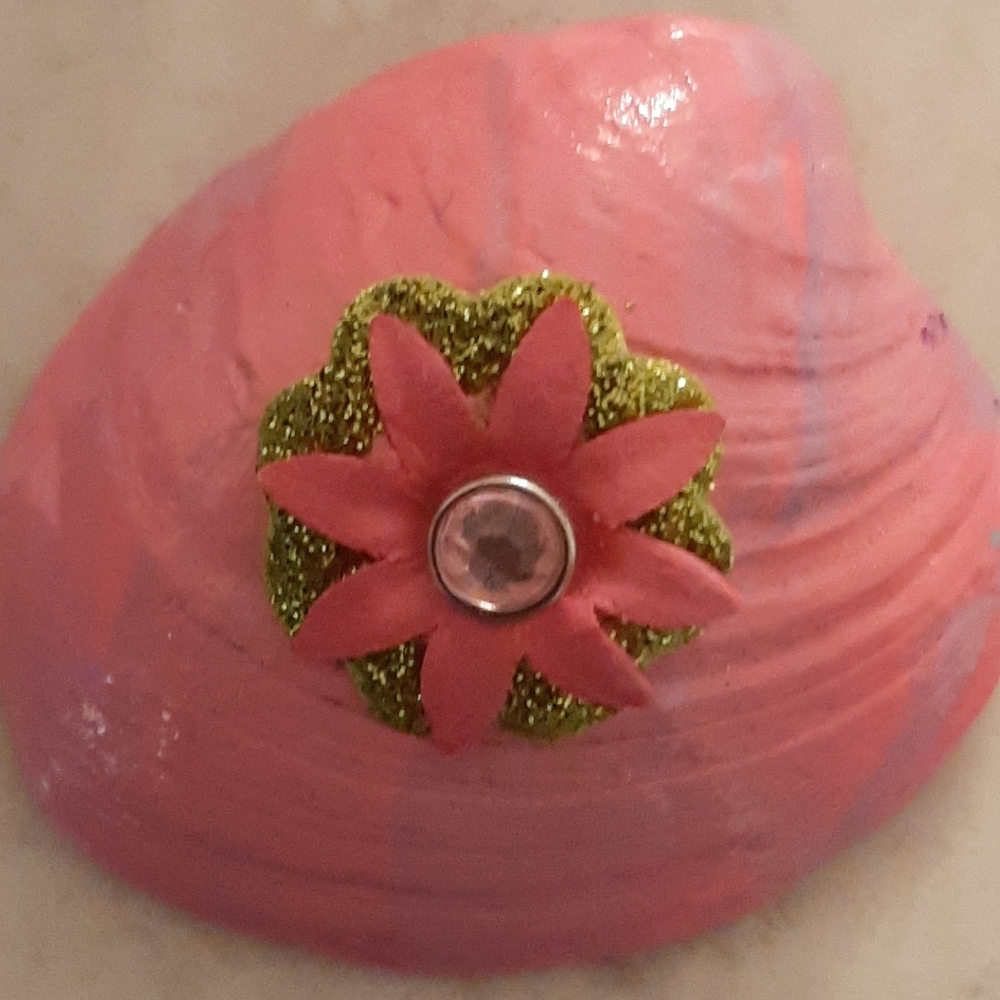 Hand-painted embellished seashell